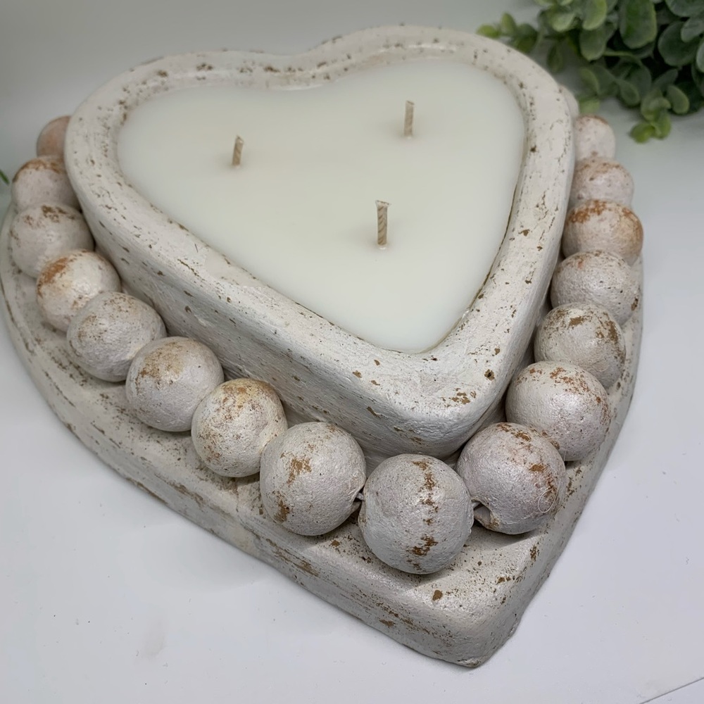 3 wick candle. Scented with Dark kiss fragrance.